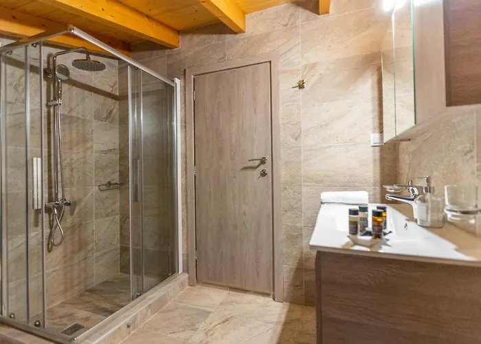 Kalimera, Nidri, Lefkada Island * Rachi (Lefkada)