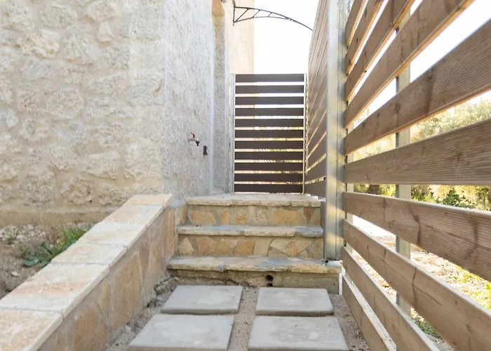 Kalimera, Nidri, Lefkada Island * Rachi (Lefkada)